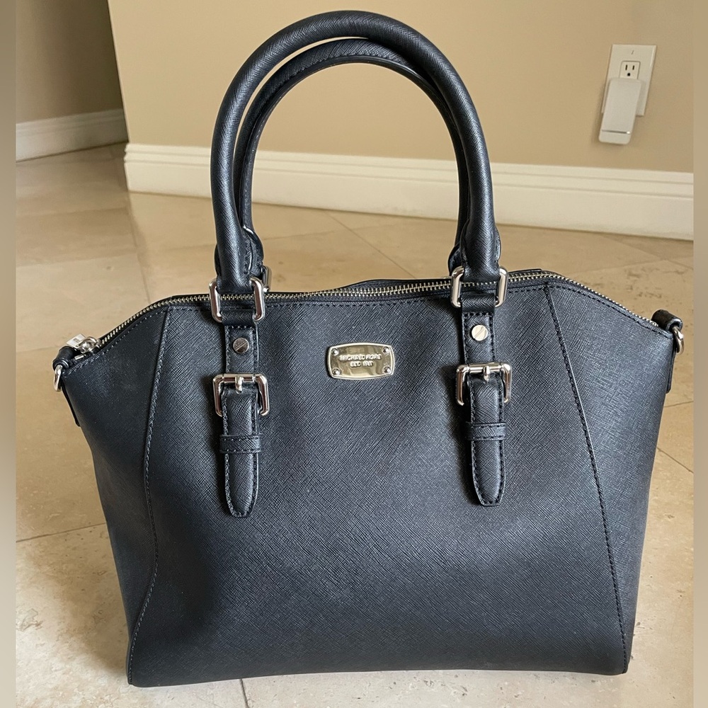 Michael Kors Black silver Hardware HandBag Purse